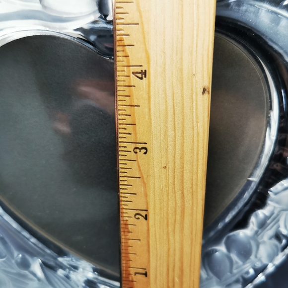 Vintage Studio Nova Crystal Frosted Glass Heart and Bows Picture Frame - Picture 14 of 14